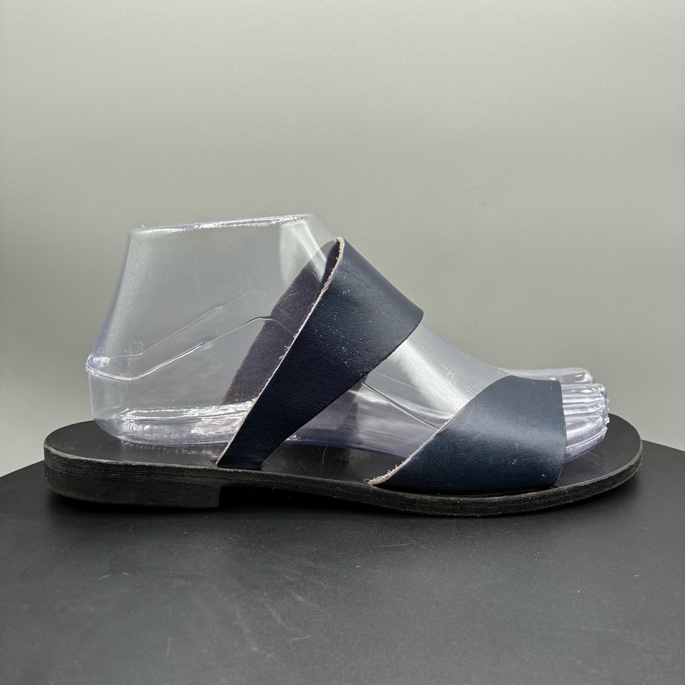 Zeus + Dione 117 Islands Hellas Sandals Women 7.5/38 Navy Black Leather
